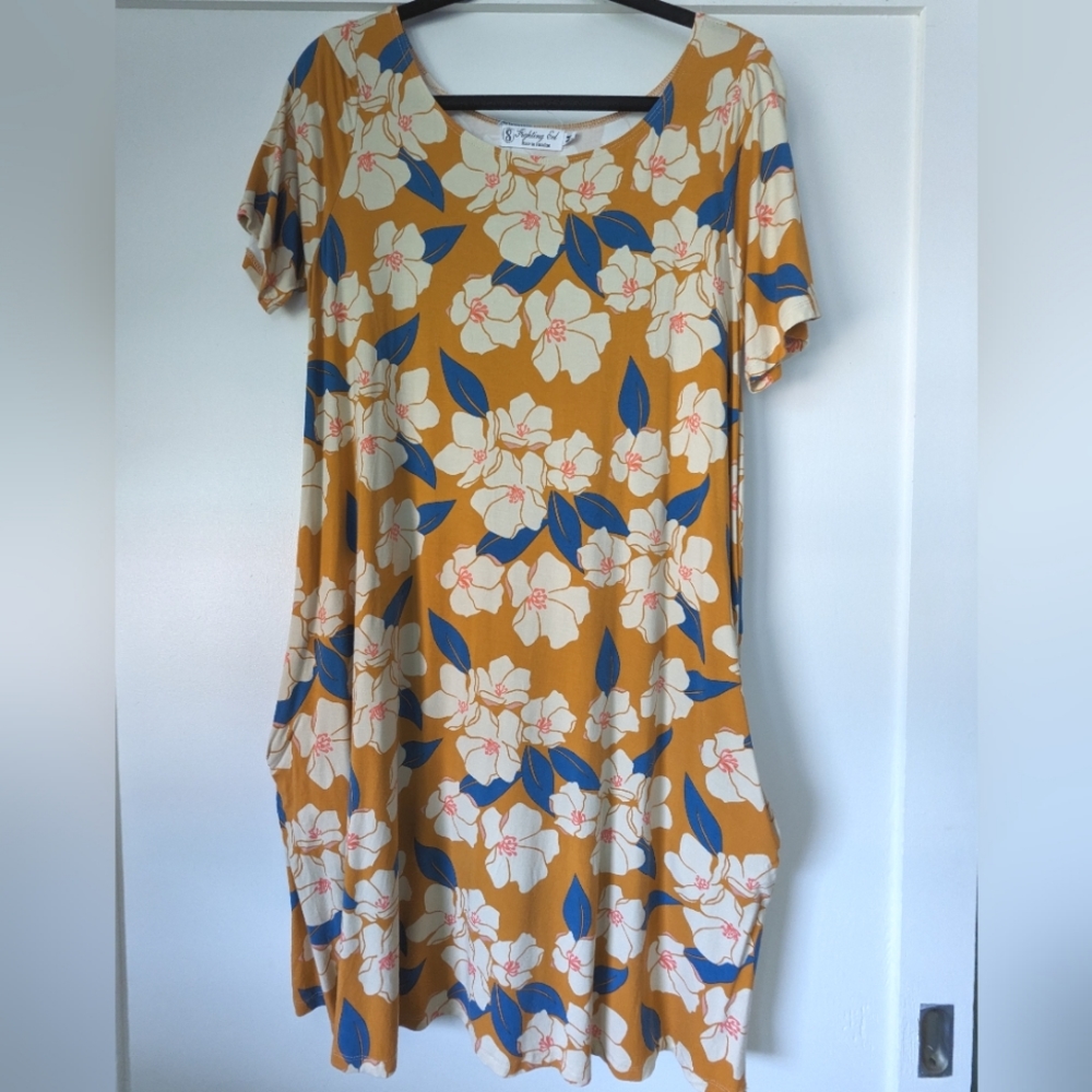 Ava Sky dress size Medium